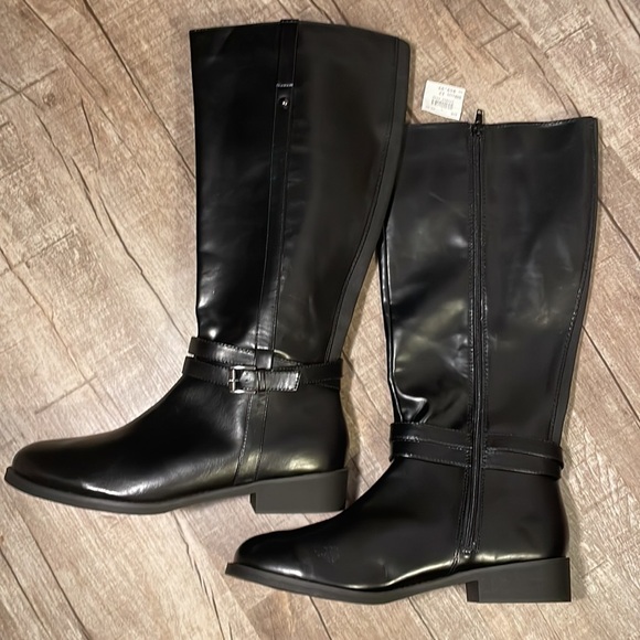 American Eagle boots - Picture 2 of 7